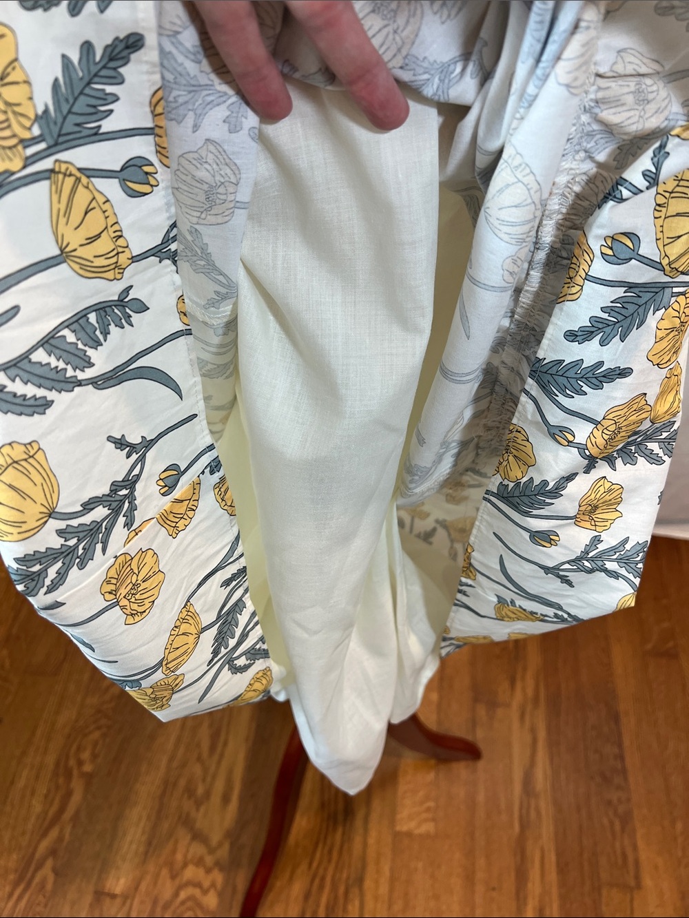 Hyacinth House White Mimi Midi Dress. Yellow Floral Print. Puff Sleeves. S. NWOT - Picture 8 of 13